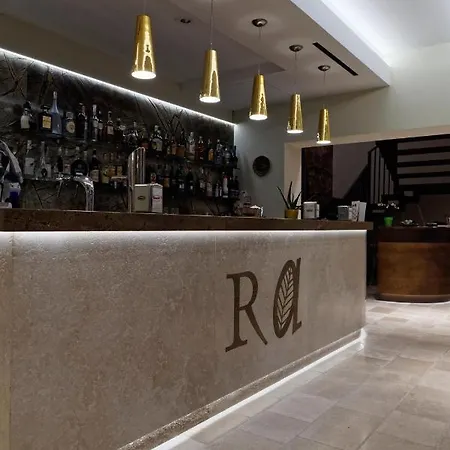 Ristoro Appennino Hotel 3*