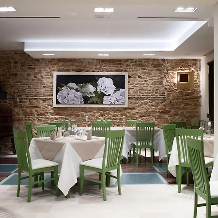 Ristoro Appennino Hotel 3*