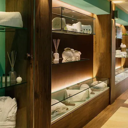 Ristoro Appennino Hotel 3*